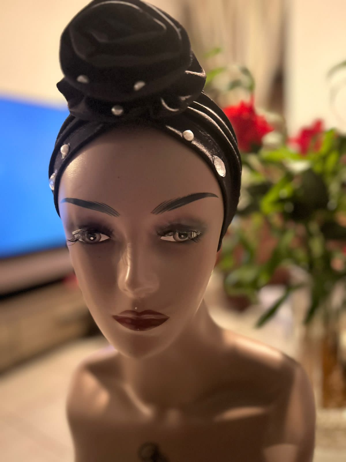 Blak and white Pearl Bandana